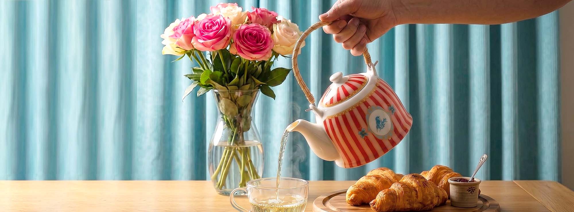 Teapot & Cup Set