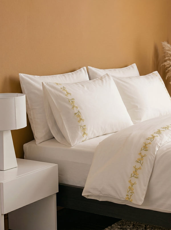 Alissa White Floral Embroidered Cotton Double Duvet Cover Set – 6 Pieces