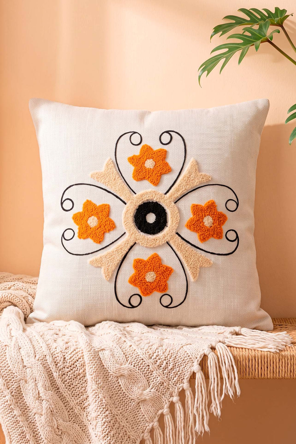 Star Flower Patterned Punch Decorative Cushion Cover