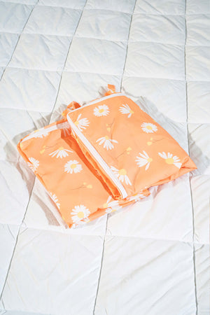 Orange Daisy Patterned 6-Piece Zip Storage Set for Under Bed and Sofa Bed