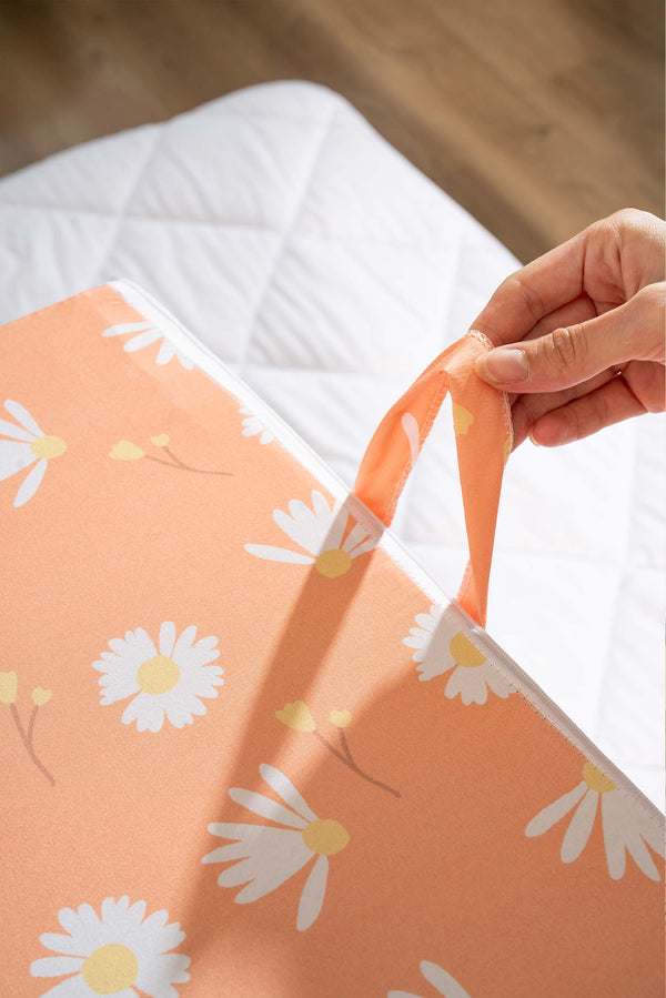 Orange Daisy Patterned 6-Piece Zip Storage Set for Under Bed and Sofa Bed