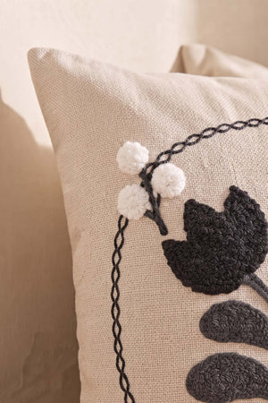 Black Tulip Pattern Decorative Punch Cushion Cover