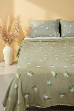 Green Daisy Double Plush Blanket – Extra Soft, Warm 100% Polyester Throw, 200x215 cm