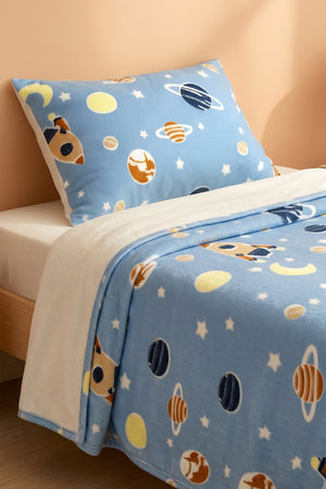 Space Patterned Plush Kids Blanket,/ Wellsoft Throw/Blanket ,Ultra Soft Polyester, 180x215 cm