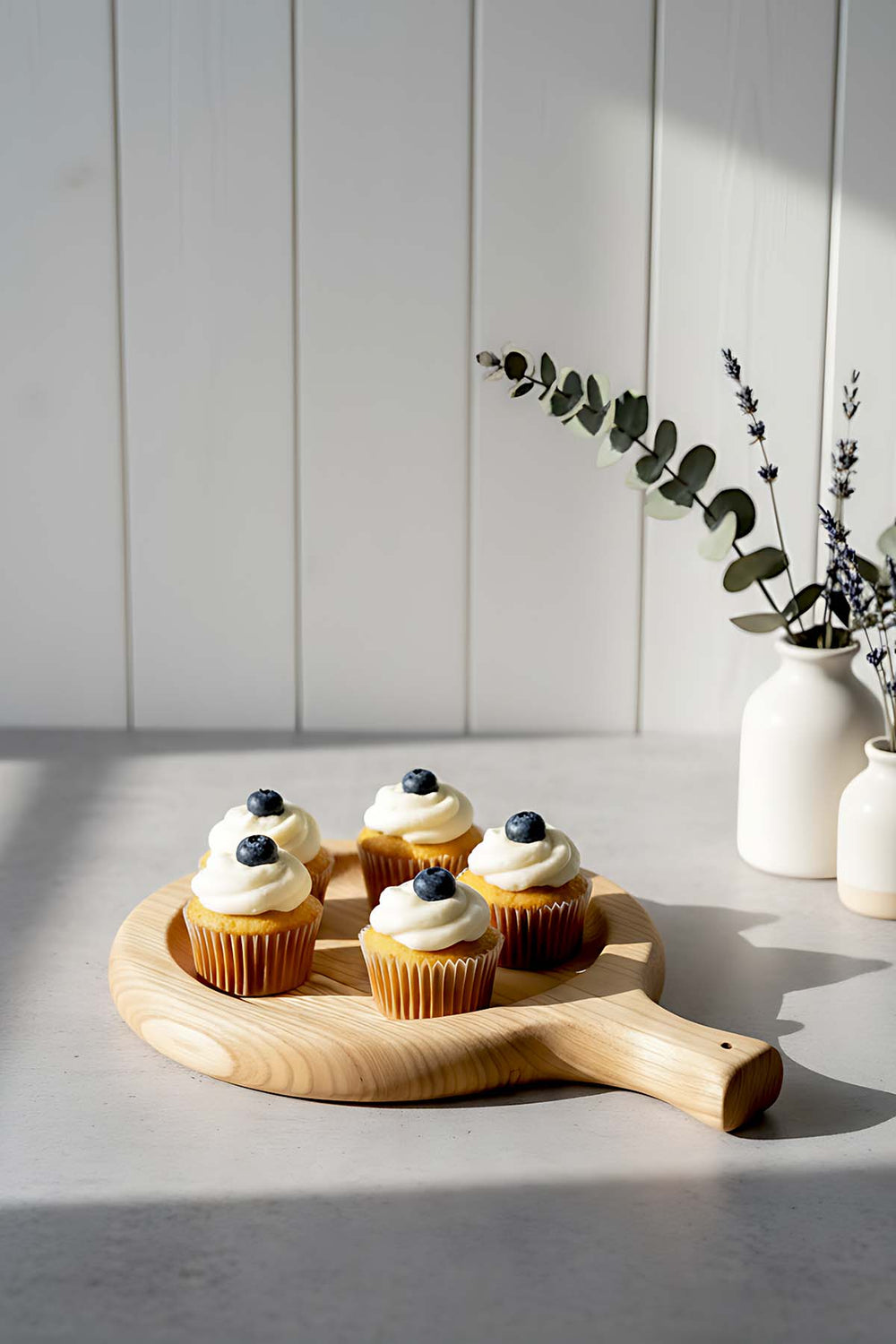 Wooden Chestnut Wood Carved Round Serving Board, Presentation Stand