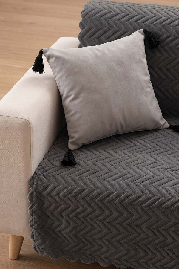 Anthracite Zigzag Patterned Welsoft Padded Sofa Cover – 170 × 210 cm