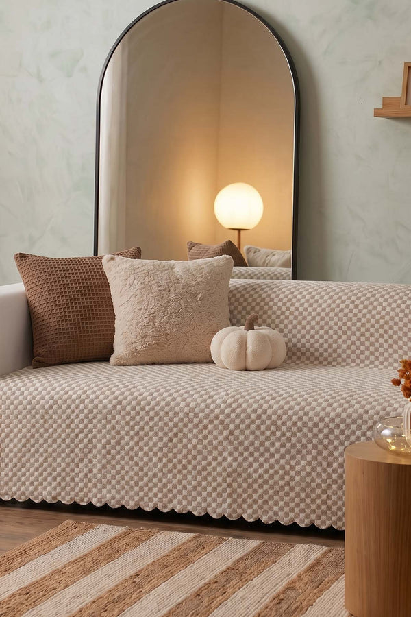 Beige Gingham Patterned Fleece Sofa Cover with Soft Texture – 170 × 210 cm