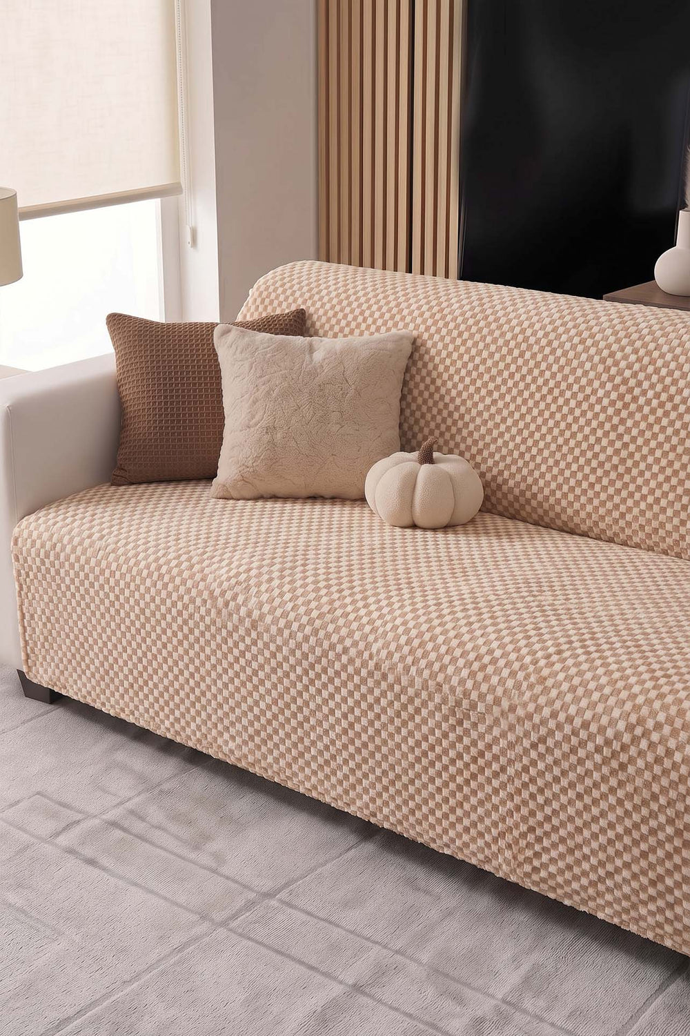Beige Gingham Patterned Fleece Sofa Cover with Soft Texture – 170 × 210 cm