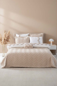 Almila Beige Embroidered 8-Piece Bridal/Quilt Set – Polycotton Duvet Cover, Bedspread & Sheet Set, Queen/King Size