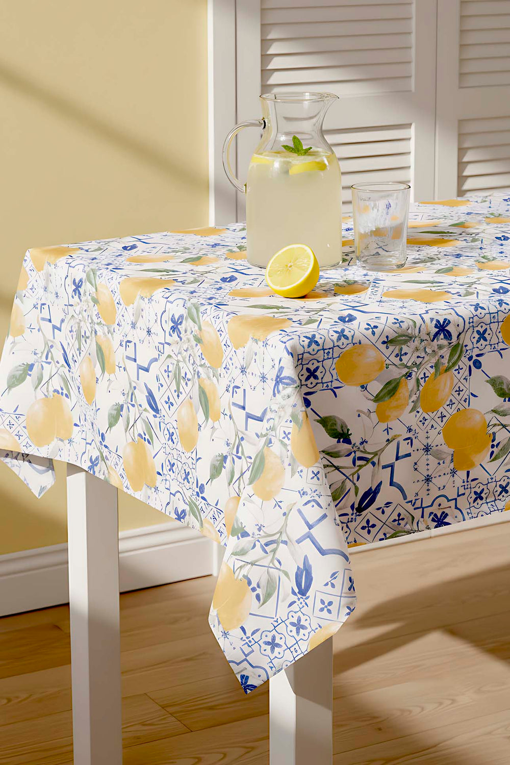 Tile Lemon Pattern Tablecloth – Casual & Wipeable Polyester, Picnic/Kitchen Use, 140x200 cm