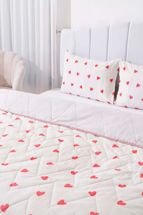 Red Heart Cotton Double Quilted Pique & Bedspread