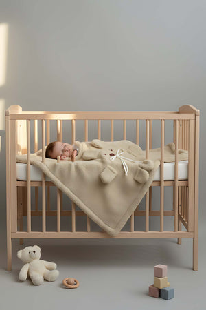 Teddy Bear Plush Baby Blanket – Soft & Cozy Infant Blanket