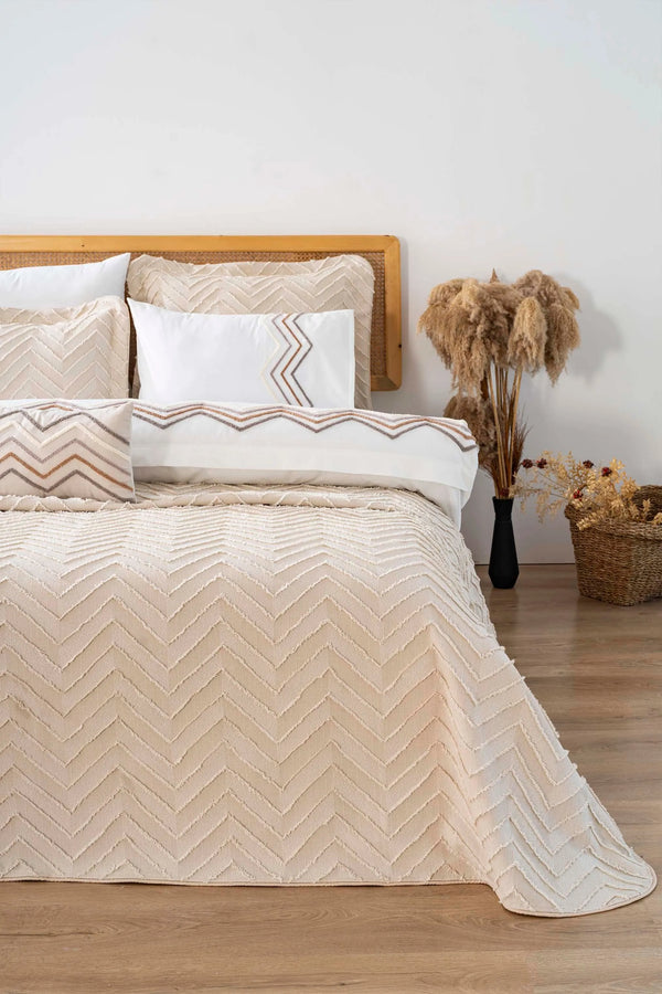 Almila Beige Double Size Duvet Cover and Bedspread Set - 8 Piece Bridal Set