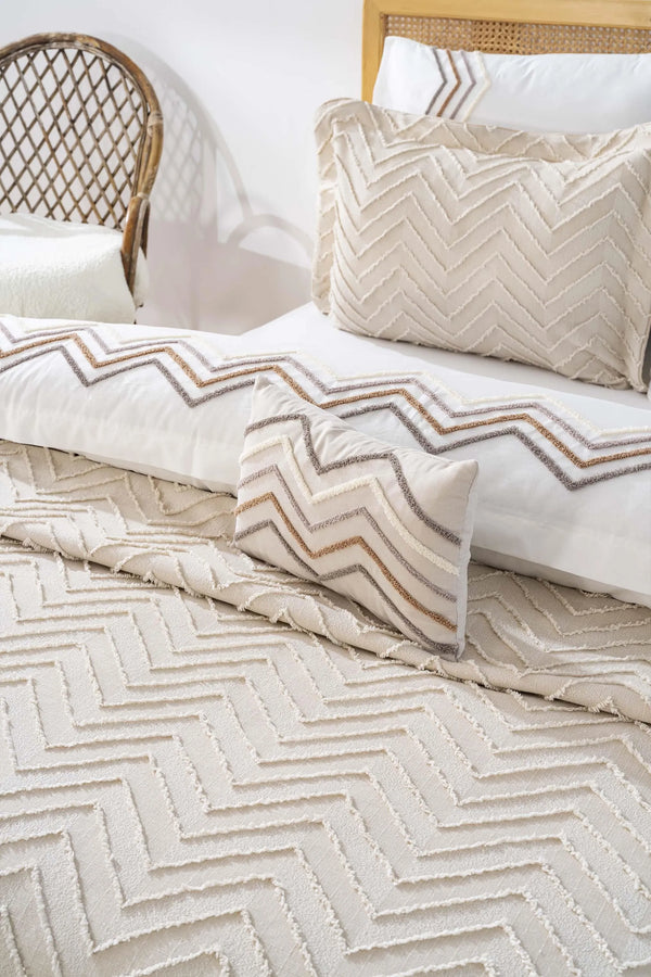 Almila Beige Double Size Duvet Cover and Bedspread Set - 8 Piece Bridal Set