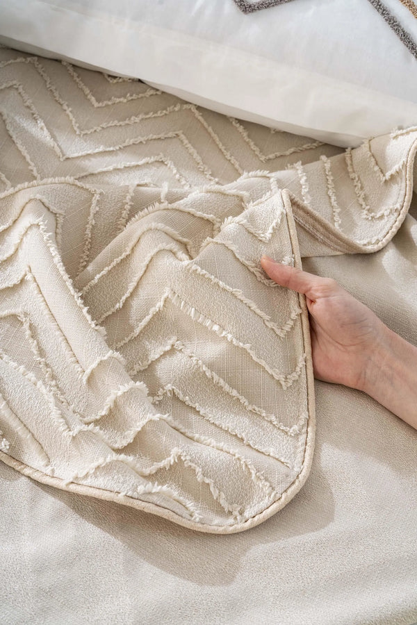 Almila Beige Double Size Duvet Cover and Bedspread Set - 8 Piece Bridal Set