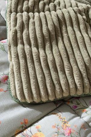 Begonvil Double Size Tresa Sleep & Dowry Set