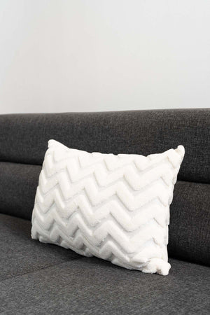 Bohemian Special Design Punch Rectangular Zigzag Pattern Decorative Cushion Cover