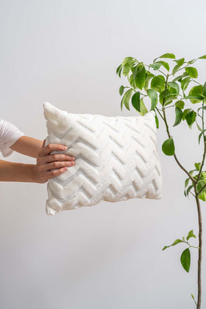 Bohemian Special Design Punch Rectangular Zigzag Pattern Decorative Cushion Cover