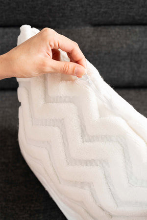 Bohemian Special Design Punch Zigzag Pattern Decorative Cushion Cover