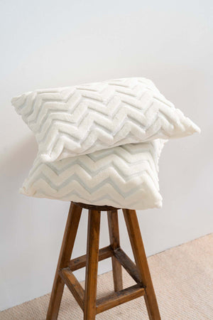 Bohemian Special Design Punch Zigzag Pattern Decorative Cushion Cover