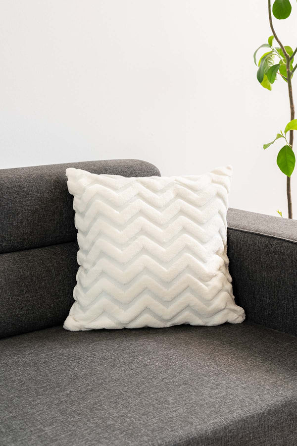 Bohemian Special Design Punch Zigzag Pattern Decorative Cushion Cover