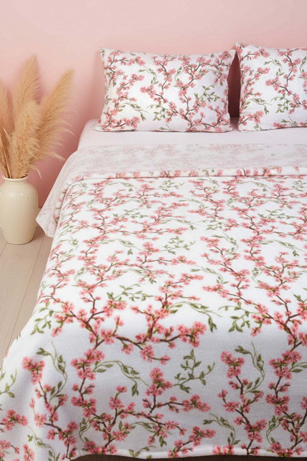 Sakura Double Plush Blanket