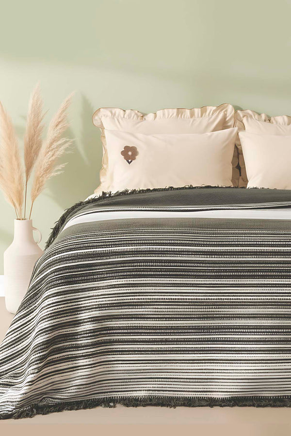 Veloura Khaki Double Size Tasseled Throw/Blanket – Extra Soft Cotton Blend, 180x220 cm