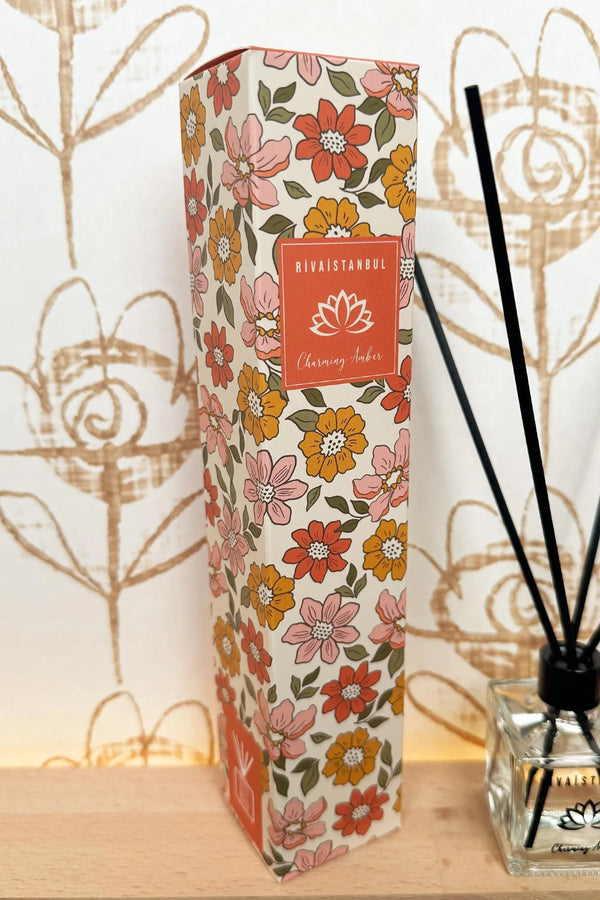 Charming Amber Room Fragrance with Reeds