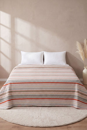Şeritli Geometrik Desen Çift Kişilik Baskılı Pike Yatak Örtüsü 200X230 Cm