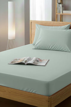 Green Double Size Polycotton Fitted Sheet – Breathable, Fade-Resistant, Single Piece, 160x200 cm