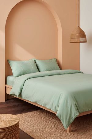 Nigra Embroidered Double Size 100% Cotton Duvet Cover Set – 4 Pieces