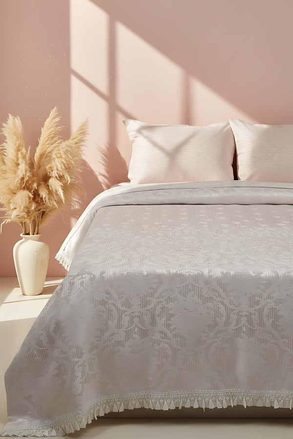 Style Blush Pink Double Bedspread Set, 3 Pieces, Soft Touch Fabric, Modern Design