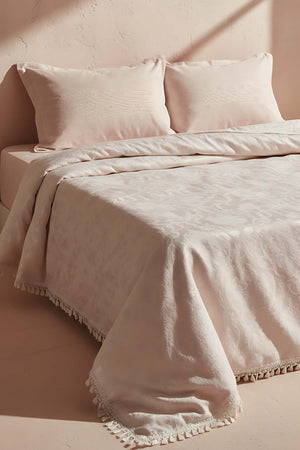 Style Blush Pink Double Bedspread Set, 3 Pieces, Soft Touch Fabric, Modern Design