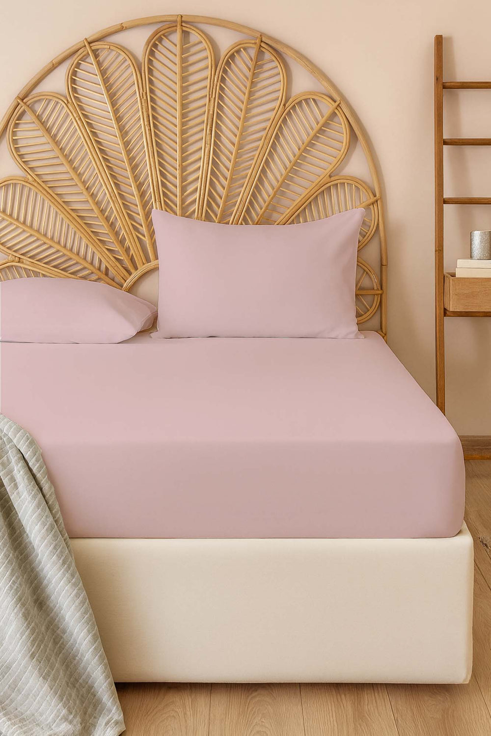 Powder Pink Double/Queen Size Polycotton Flat Sheet – Breathable, Non-Fitted, Single Piece, 215x240 cm
