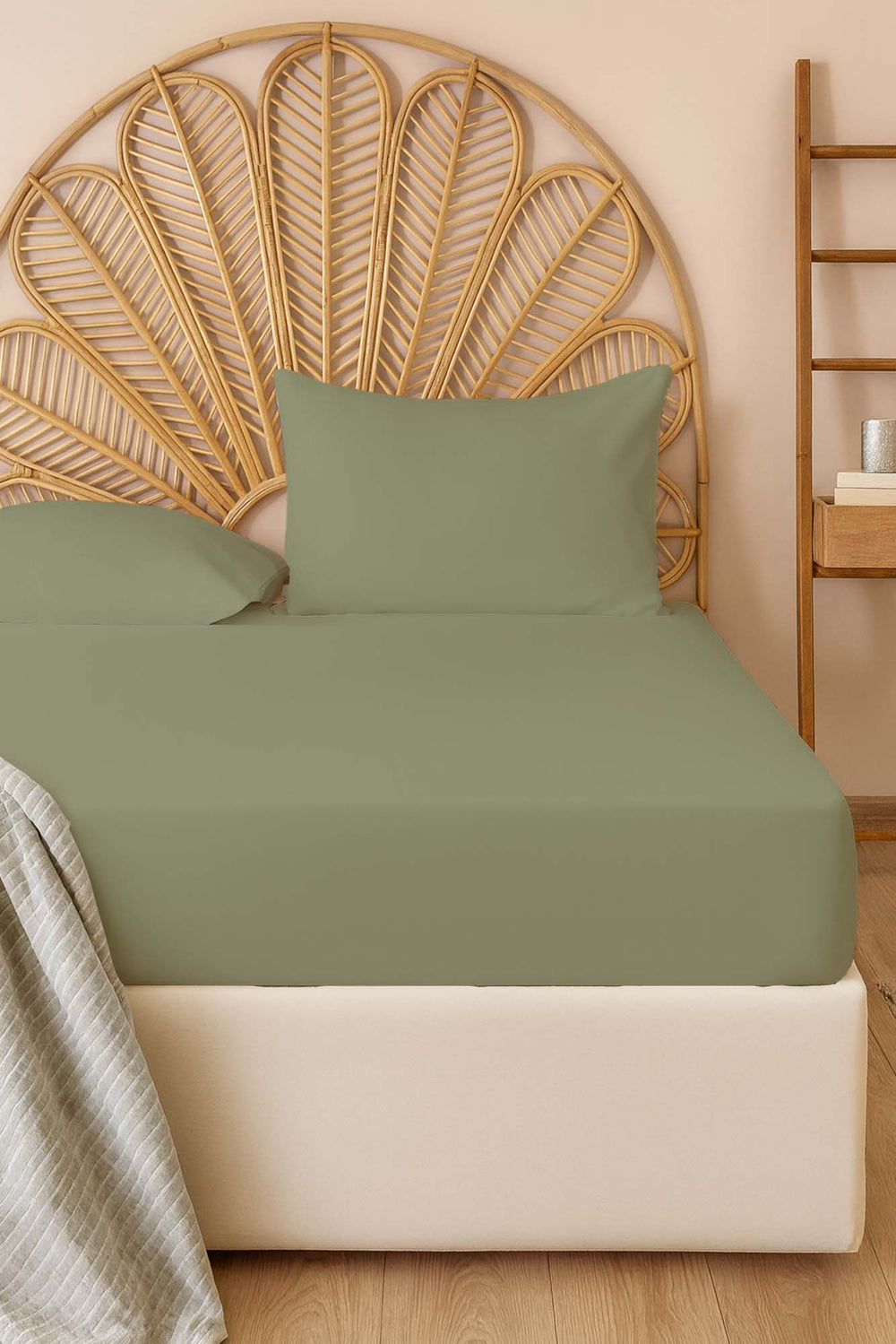 Khaki Double Size Polycotton Flat Sheet – Breathable, Non-Fitted, Single Piece, 215x240 cm