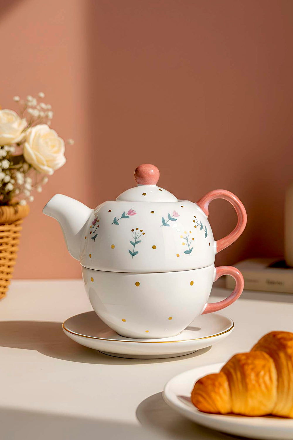 Pink Flower Amore 4-Piece Tea-for-One Set – Handmade Ceramic Teapot, Cup & Saucer Set, 600 ml