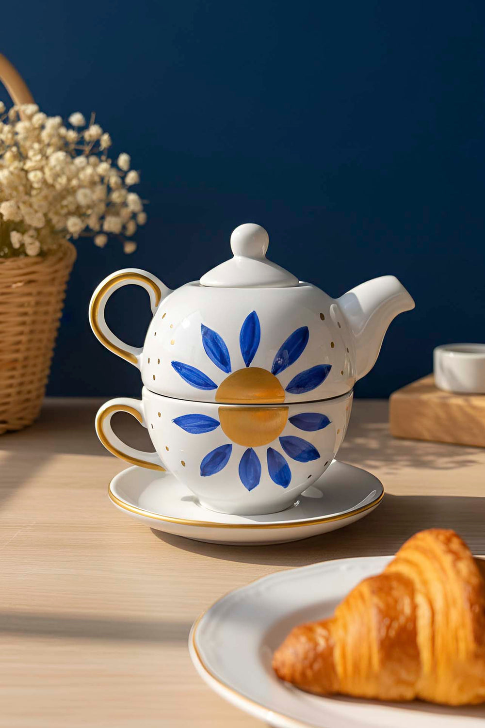 Evil Eye Flower Amore 4-Piece Tea-for-One Set – Handmade Ceramic Teapot, Cup & Saucer Set, 600 ml