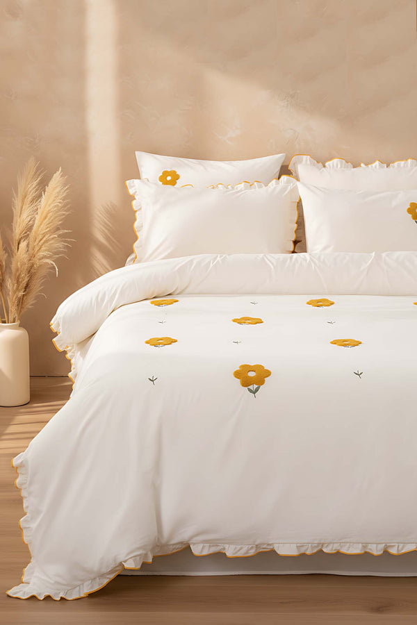 Florita Yellow Double Size Embroidered 6-Piece Duvet Cover Set – 100% Cotton