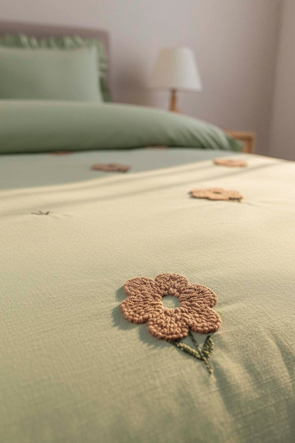 Florita Green Double Embroidered 100% Cotton Duvet Cover Set – 4 Pieces