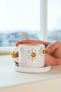 Gold Daisy Amore Single Coffee Set – Handmade Ceramic Cup & Saucer, 180 ml (Cappuccino/Double Espresso)