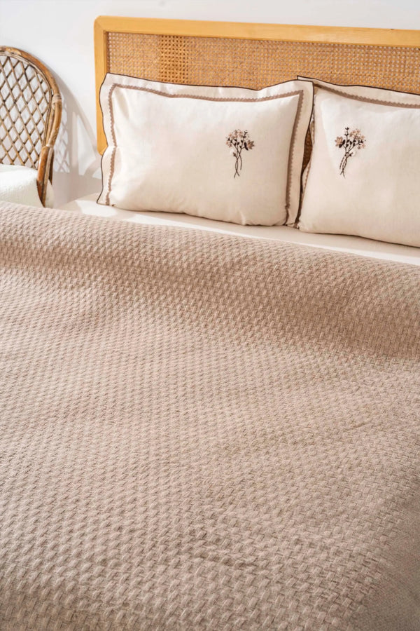 Helen Brown Embroidered Double Bedding Blanket Set 4 Pieces Sleep & Dowry Set