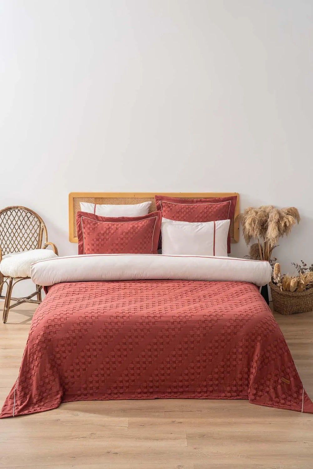 Helen Brick Double  7 Piece Bedspread & Bedding Set