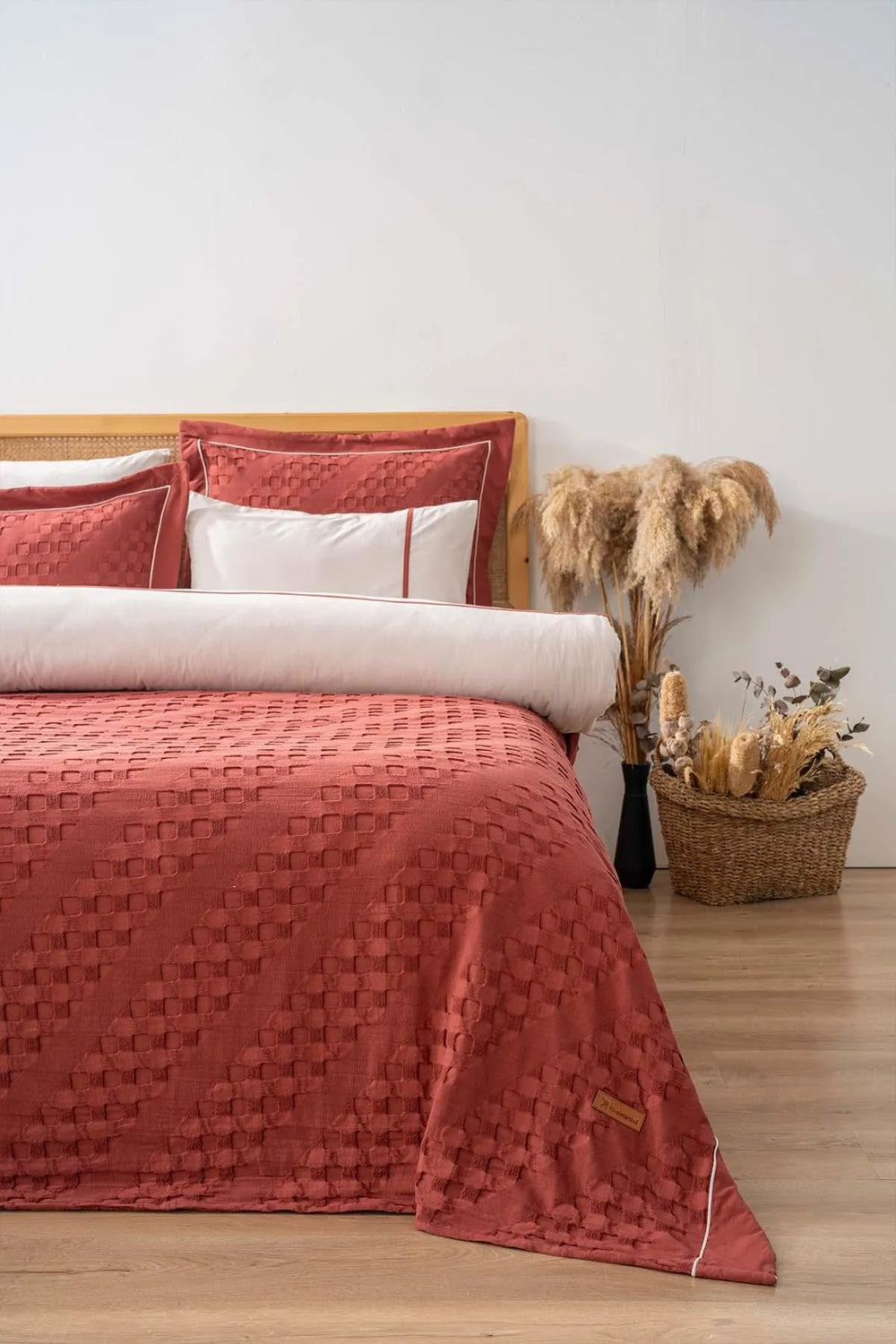 Helen Brick Double  7 Piece Bedspread & Bedding Set