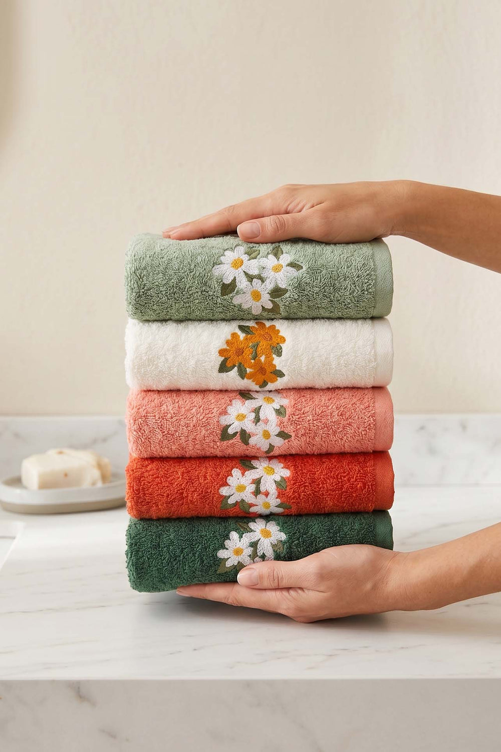 Daisy Embroidered 100% Cotton 5-Piece Towel Set 50x90 cm
