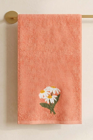 Large Daisy Embroidered 100% Cotton 5-Piece Towel Set 50x90 cm
