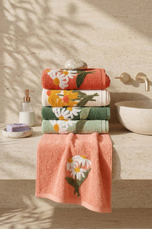 Large Daisy Embroidered 100% Cotton 5-Piece Towel Set 50x90 cm