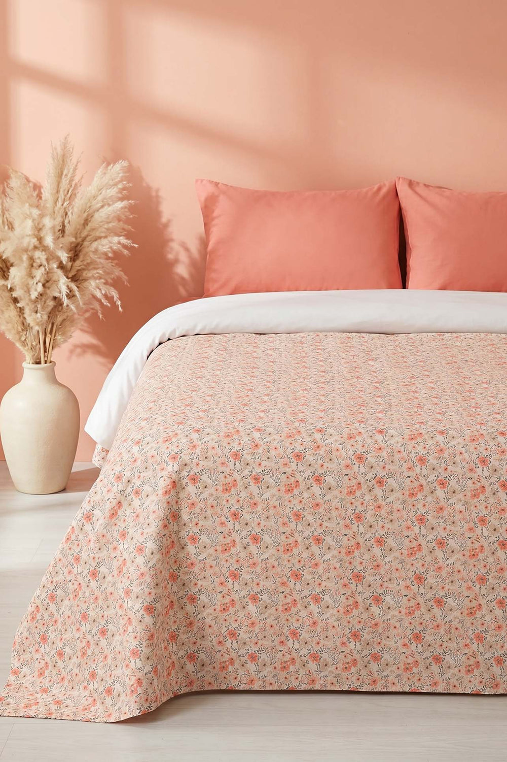 Coral Breeze Printed Double Bedspread – 200 × 230 cm