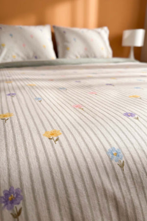 Lisa Single Size Summer Duvet Cover Set – Cotton Blend
