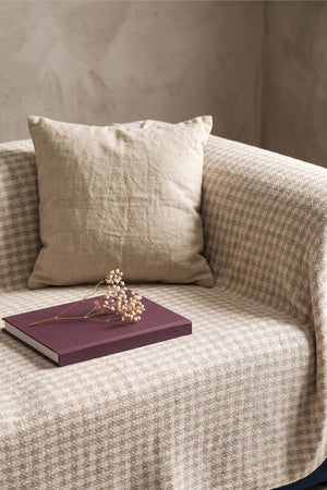 Beige Gingham Patterned Fleece Sofa Cover with Soft Texture – 170 × 210 cm