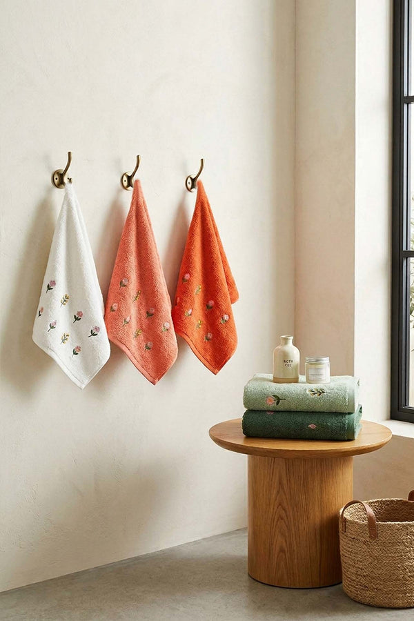 Mini Floral Embroidered 100% Cotton 5-Piece Towel Set – 50 x 90 cm